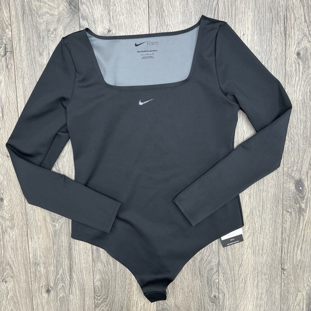 Nike Form Bodysuit Size Large Womens Black Long Sleeve Tight Fit $80